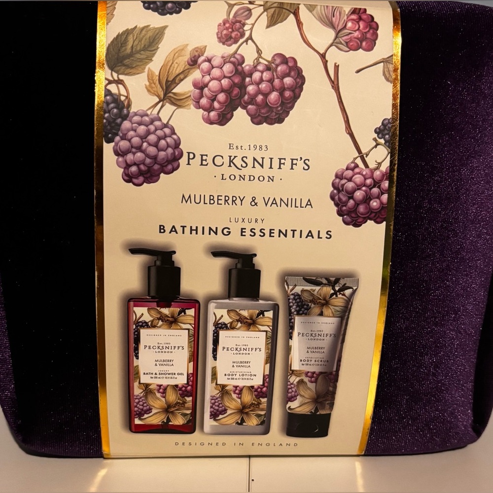 Mulberry & Vanilla Luxury Body Wash Set